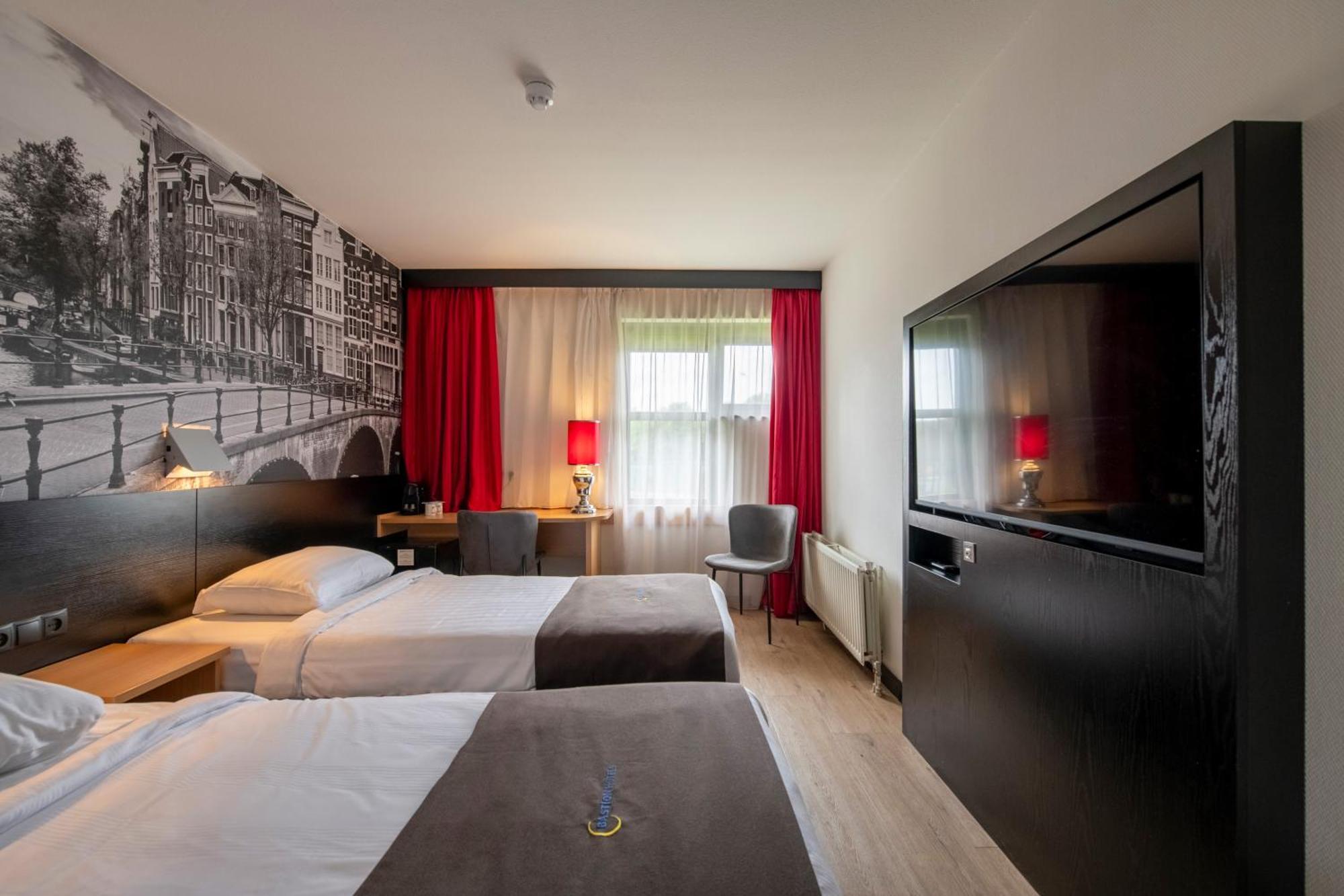 Bastion Hotel Schiphol Hoofddorp Exterior photo