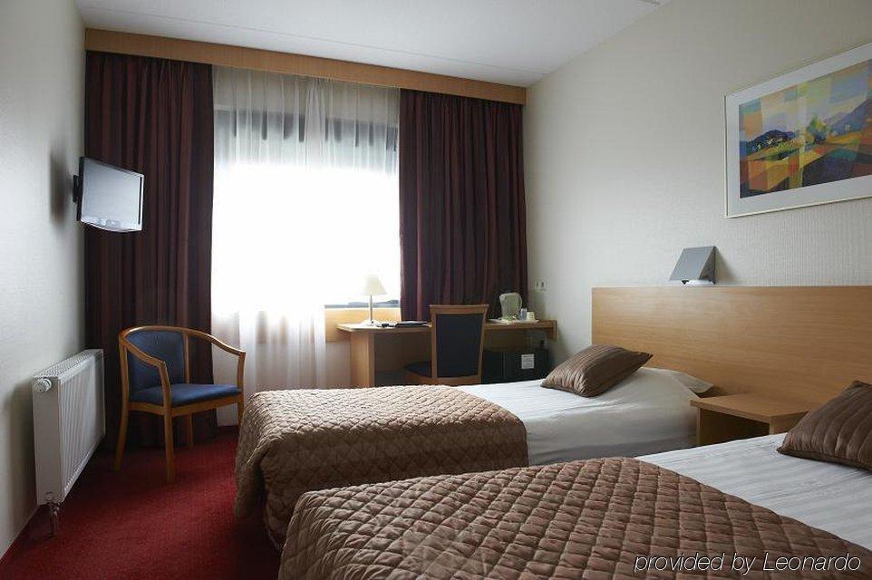 Bastion Hotel Schiphol Hoofddorp Exterior photo
